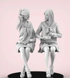 1/35 Resin Figure Model Kit Girls Eating Scene 2 Figures Unassembled Unpainted Model