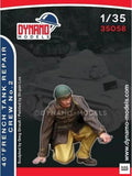 1/35 French Tank Mechanic 2 1940 Vol. Dyn35058 Plastic Model Model