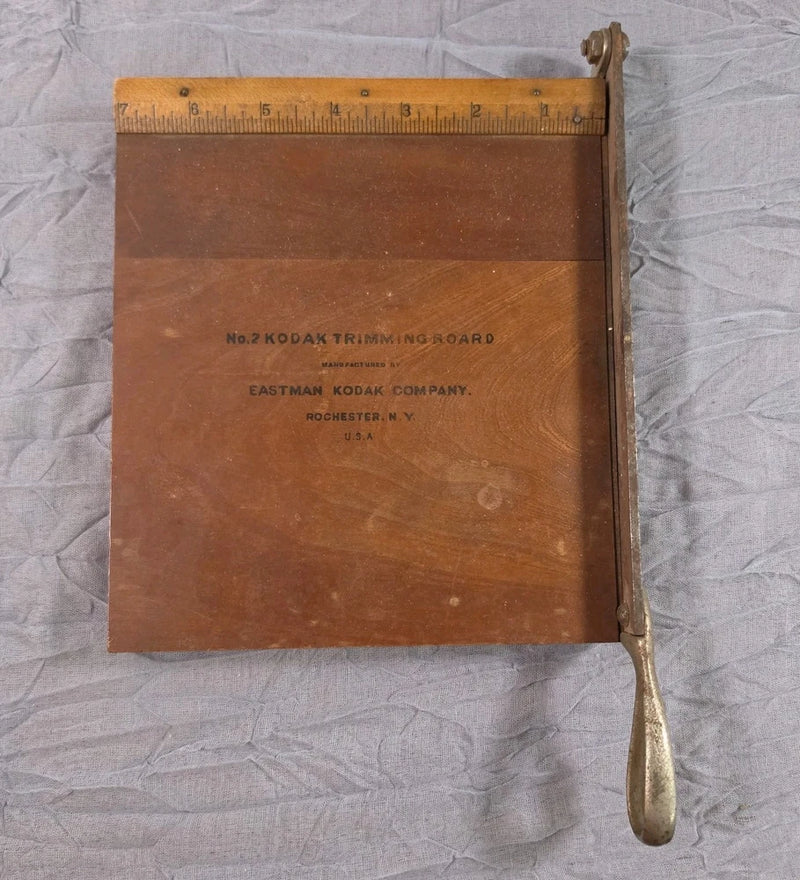 KODAK No 2. Trimming Board, Eastman Kodak Co, Rochester NY, USA  8" X 7" Vintage Model