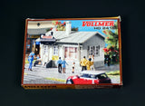 Vollmer HO Scale Model Railroad Hobby Shop, Kit 2418, New In Box Building Kit Model