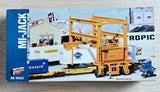 HO Walthers 933-3122 MI-Jack Translift Intermodal Crane Building Kit UNASSEMBLED Model