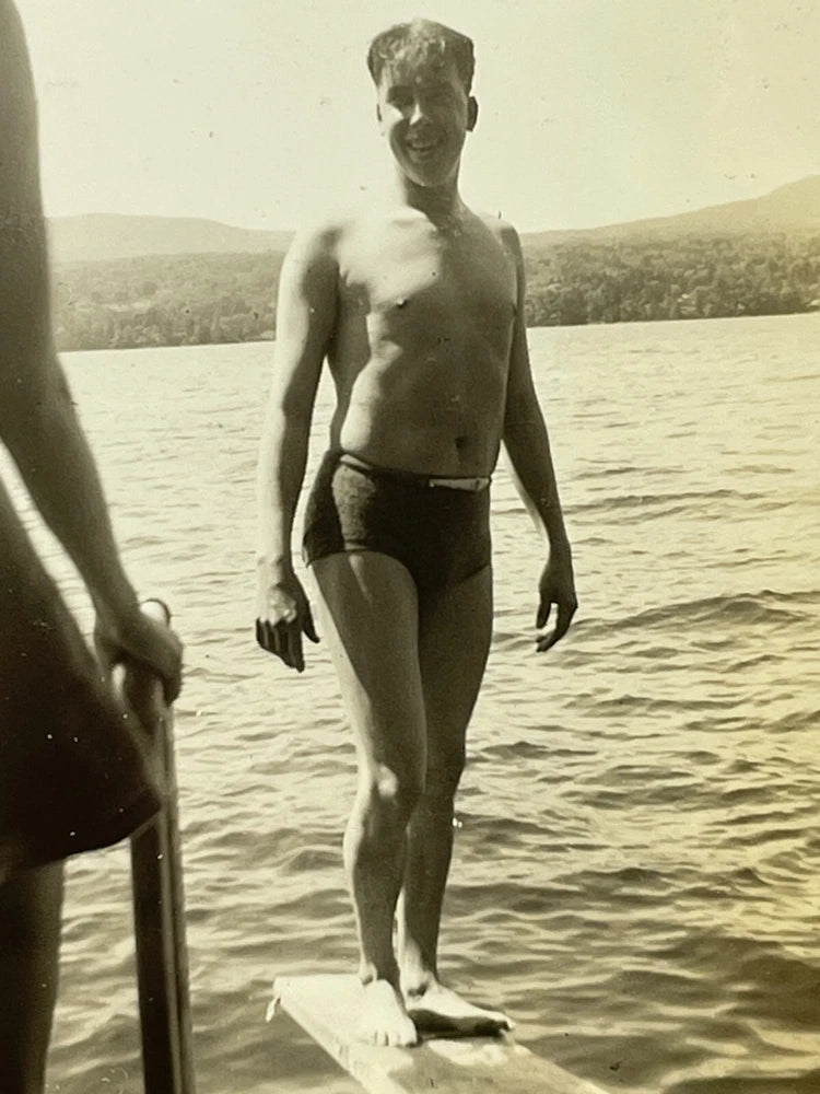 XH Photograph Handsome Man Standing On Wood Plank Bathing Suit Lake Cute Model
