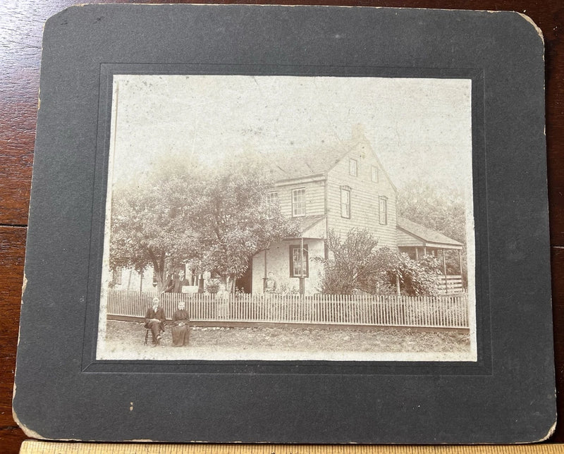 Photo on Board, House, Picket Fence, 3 Generations, Trees and Mailbox Model