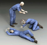Royal Model 1/35 Mechanics in Overalls Working WWII - Modern Set (3 Figures) 834 Model
