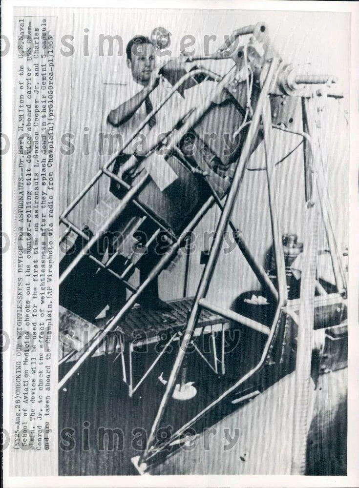 1965 Wire Photo Weightlessness Device For Astronauts On Board USS Champlain Model