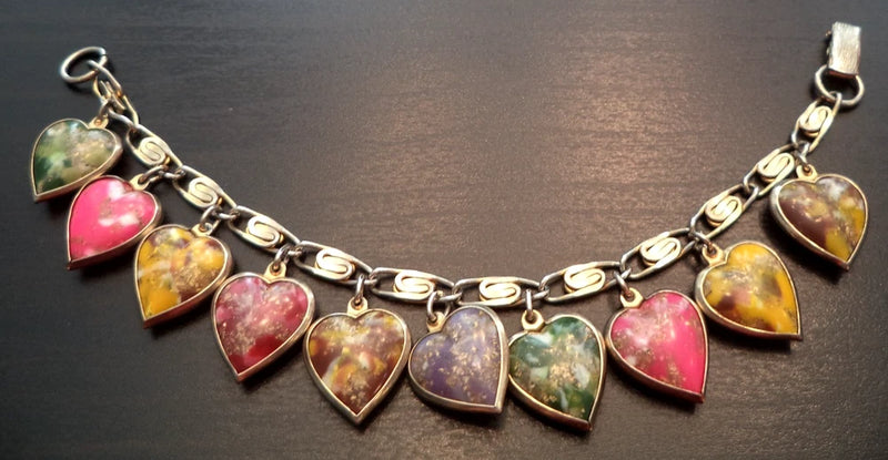 STUNNING VINTAGE ESTATE MCM HIGH END HEAVY GLASS HEART CHARM 7" BRACELET! G54010 Charms