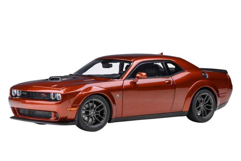 AUTOart 1/18 Dodge Challenger R/T Scat Pack Wide Body 2022 SINAMON Model Car Model