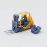Outland Models Train Railroad Heavy Duty Forklift Truck w Driver HO Scale 1:87 Model