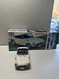 TAMIYA 1/20 Scale "HONDA S800" Assembled Model with Die-cast Metal Body (White) Model