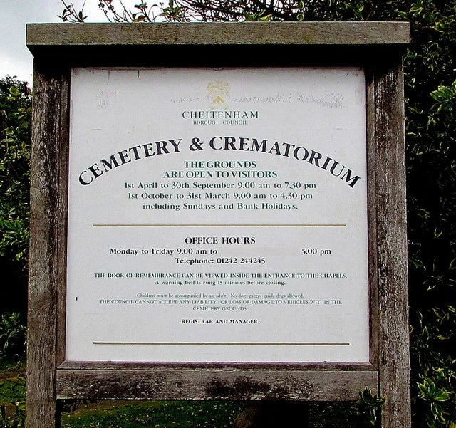 Photo 6x4 Cheltenham Cemetery & Crematorium information board Alongside t c2018 Model