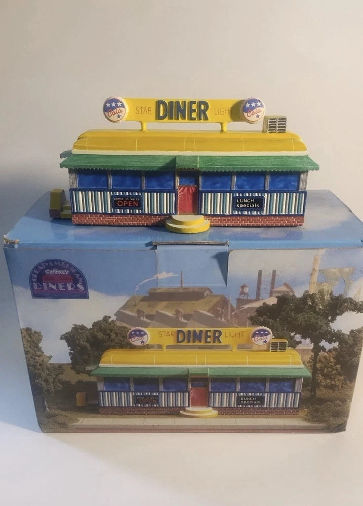 Lefton's Great American Diners Star Light Diner Ceramic Building No. 01178 B521 Model