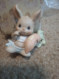 Precious Moments ¡°Some Bunny Cares¡± Figurine #BC-881 Members Only Model