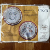 Vintage Creative Circle Friendship Wreath  # 0833 Candlewicking  Kit New Model
