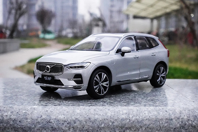 1/18 Scale Volvo XC60 SUV 2022 Silver Diecast Car Model Toy Collection Gift NIB Model