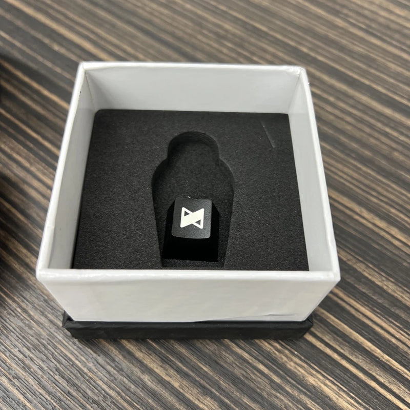 DBRAND MKBHD KEYCAPS MONOCHROME Model