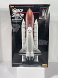 Snap Fit Lindberg Space Shuttle With Booster Rockets 1/200 Model Kit Kit No 9900 Model