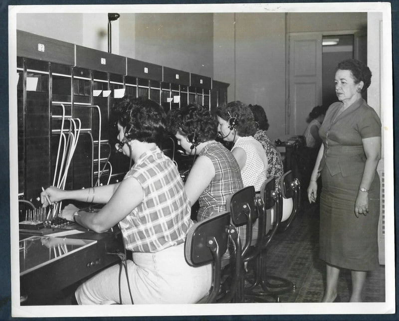 CUBAN TELEPHONE COMPANY MATANZAS EXCHANGE NEW TOLL BOARD CUBA 1950s Photo Y 98 Model