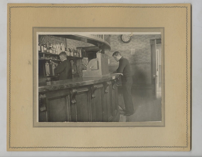 BOARD PHOTO FRONT BAR KING'S HEAD HOTEL 353-359 KING WILLIAM ST ADELAIDE SA N876 Model