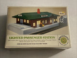 Bachmann 3015 HO Lighted Sunnyvale Passenger Station Building Kit New Sealed Model