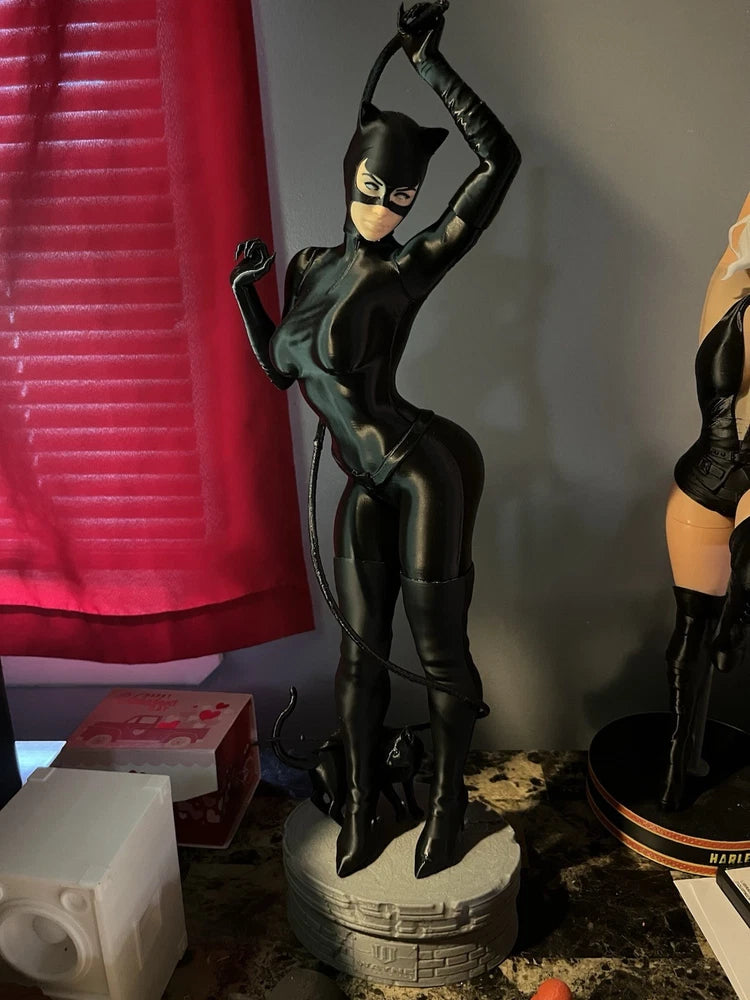 Catwoman Statue Model