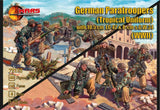 Mars Figures 72123 - 1/72 German Paratroopers (Tropical Uniform) WWII model kit Model