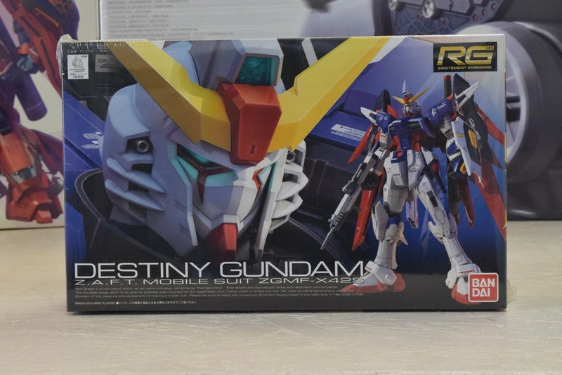 Bandai 1/144 HG Mobile Suit Gundam Seed Destiny ZGMF-X42S Destiny Gundam (Japan Model
