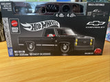 Mattel Hot Wheels Brick Shop '83 Chevy Silverado Set 225pcs 10+ Metal Car Model