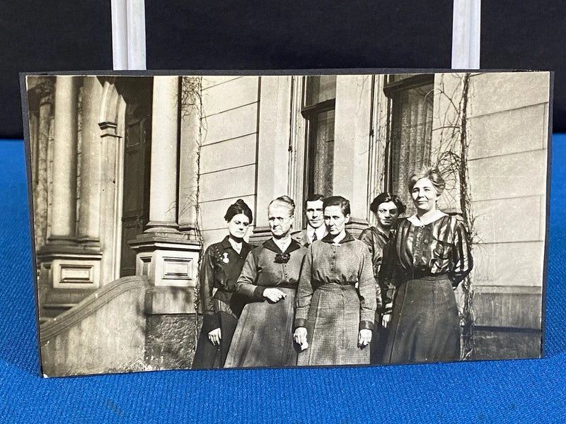 Women w/ Mrs Doyle's Boarding House in Iowa Antique 1910's Photo Lt#45 Model