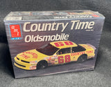 AMT Country Time Oldsmobile Model Kit 1/25 Scale Factory Sealed Model