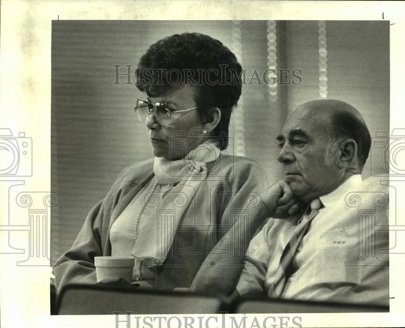 1986 Press Photo Jessie and Nunzio Cusimano at State Ethics Board in Chalmette Model