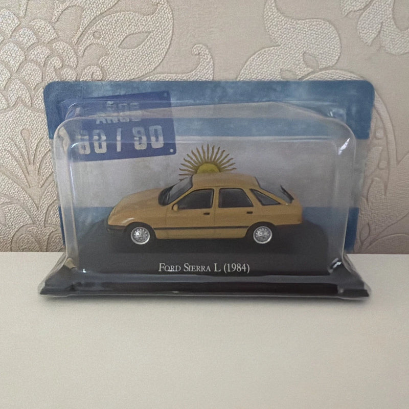 1:43 Ford Sierra 1.6L Hatchback Beige Diecast Model Car New in box Model