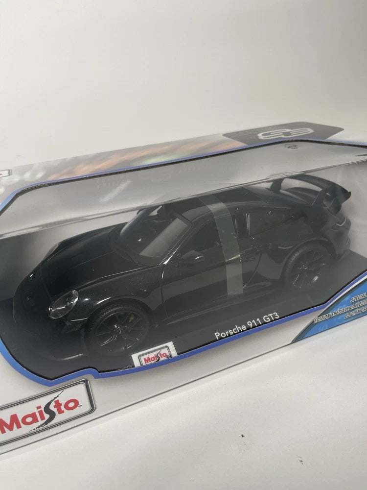 Maisto 1:18 Diecast Model Car Porsche 911 GT3 Black Model