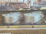 TWIN FUEL STORAGE TANK with BERM FUEL / GAS TANK FARM N Scale KIT NEW OOP Model