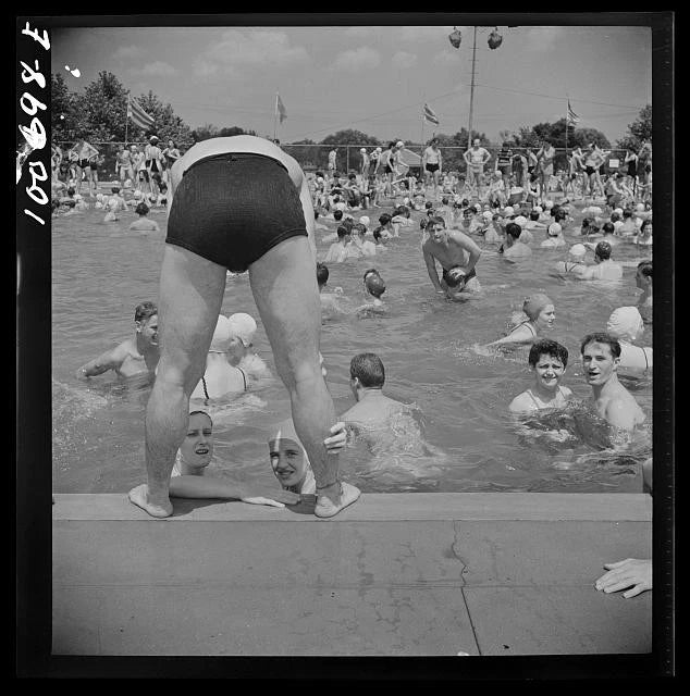 Photo:Swimming Pool Crowd 1930s Man Diving Board Bathers Model