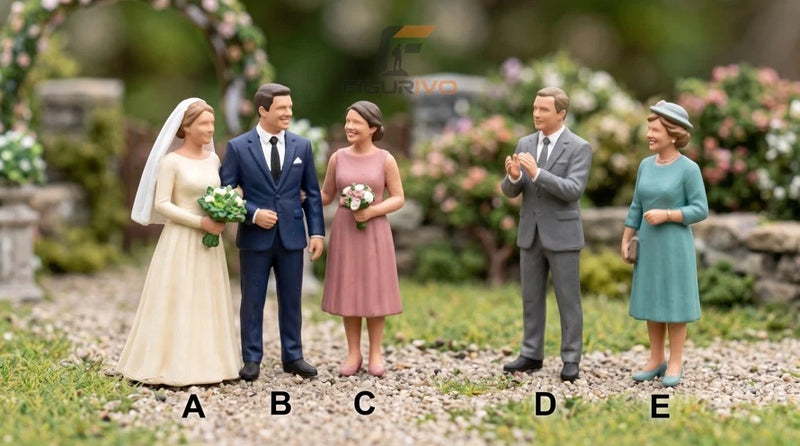 Bride Holding Wedding Bouquet Figurine for Miniature Figures 1:87 1:64 Diorama Model