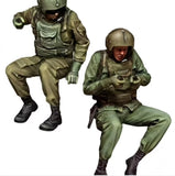 1/35 Resin Model Kit WWII US Heli Door Gunner 2 Figures Unassembled Unpainted Model