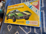 New Lindberg Daytona Challenger Kit 1:32 Fast Track Snap-Fit Sealed Model