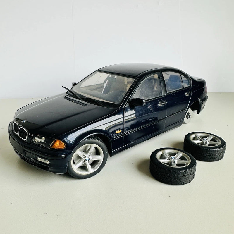 UT Models 1:18 BMW 3 Series Diecast Car Model In Dark Blue Model