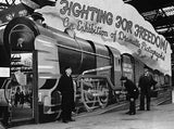 Visitors to Waterloo Station examine a huge dummy board painting o- Old Photo Model
