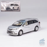 1:64 Toyota Sienna Model Car Alloy Diecast Vehicle Gift Collection Silver Model
