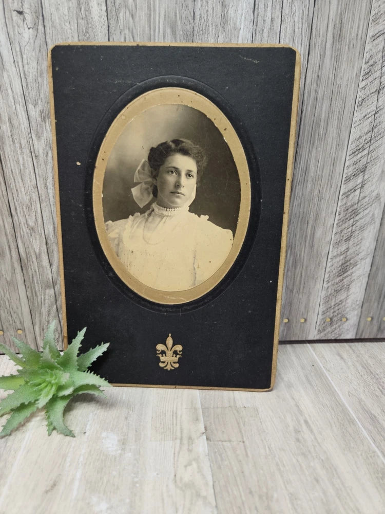 Antique Edwardian Oval Portrait Photograph on Black Mount Board c.1900-1915... Model