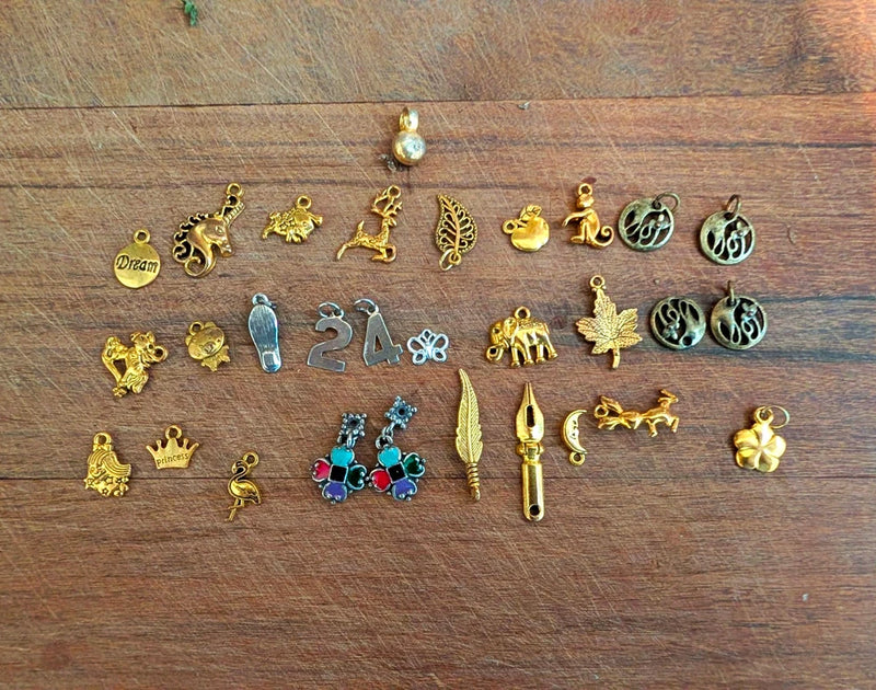 Mixed Lot Metal Charms & Pendants, Assorted Designs, Gold & Silver Tone Charms