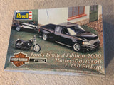 Revell 2000 Ford F-150 Harley-Davidson Limited  1:25 Model Kit 85-7685 Open Box Model