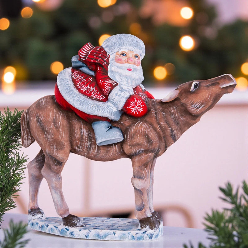 Wooden Santa Centerpiece ¨C Hand Carved Christmas Tabletop Decor Model