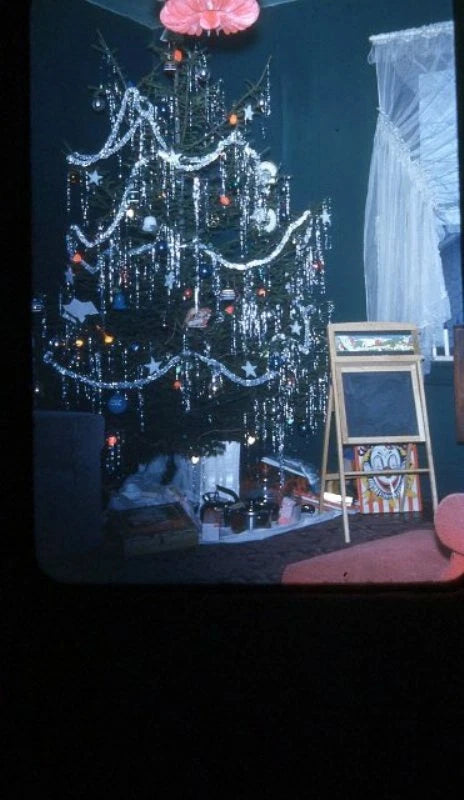 CHRISTMAS TREE WITH CHALK BOARD EASEL, CLOWN & POTS & PANS 1950's PHOTO SLIDE Model