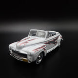 1948 48 FORD DE LUXE GREASED LIGHTNING GREASE WHITE 1:64 SCALE DIECAST MODEL CA Model