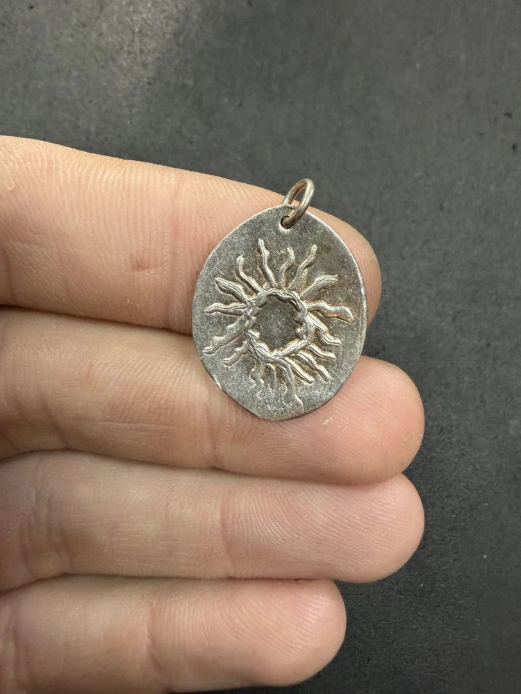 3g VTG Sterling Silver 925 Sun Charm Pendant Jewelry lot V Charms