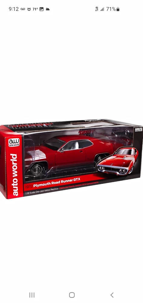 Auto World 1:18 1972 Plymouth Road Runner GTX Red/White Diecast Model Car Model