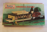HO Scale Realistic Models, Suburban Station Kit #600-298 Vintage BN open box Model