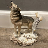 Collectible Howling Wolf Resin Figurine on Rocky Base Animal Sculpture Display! Model